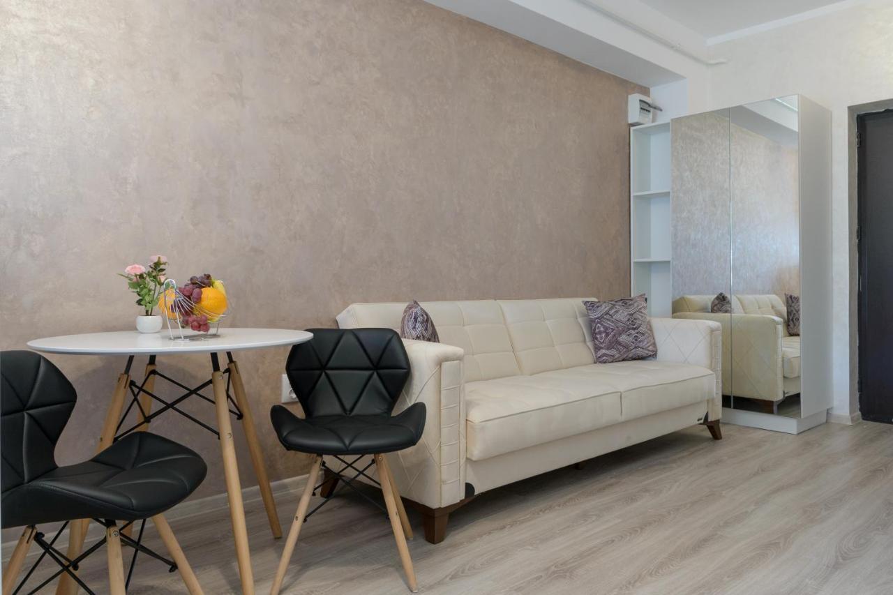 Studios & Apartments Palas By Glam Apartments Yaş Dış mekan fotoğraf