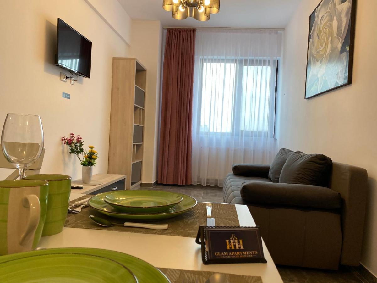 Studios & Apartments Palas By Glam Apartments Yaş Dış mekan fotoğraf