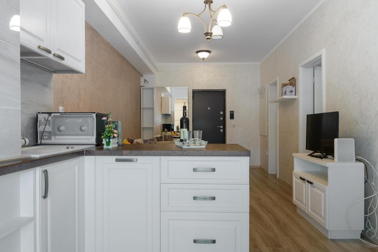 Studios & Apartments Palas By Glam Apartments Yaş Dış mekan fotoğraf